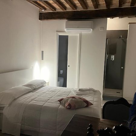 L'Inferno Di Dante Bed & Breakfast Gubbio Dış mekan fotoğraf