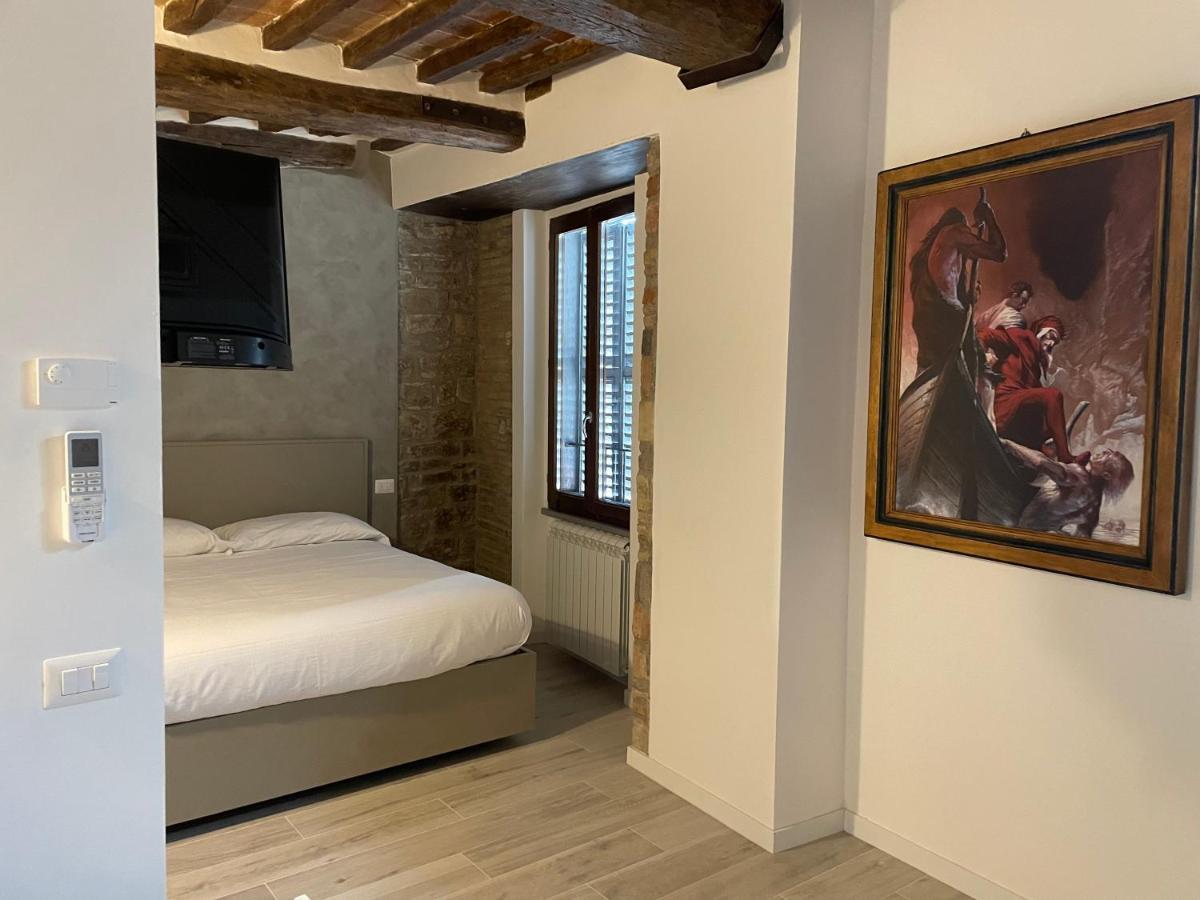 L'Inferno Di Dante Bed & Breakfast Gubbio Dış mekan fotoğraf