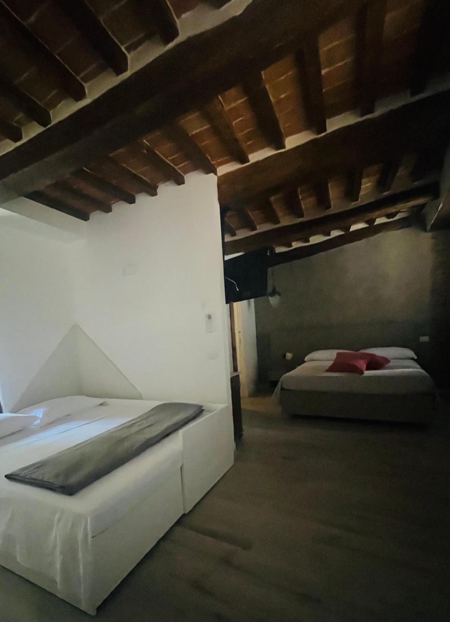 L'Inferno Di Dante Bed & Breakfast Gubbio Dış mekan fotoğraf