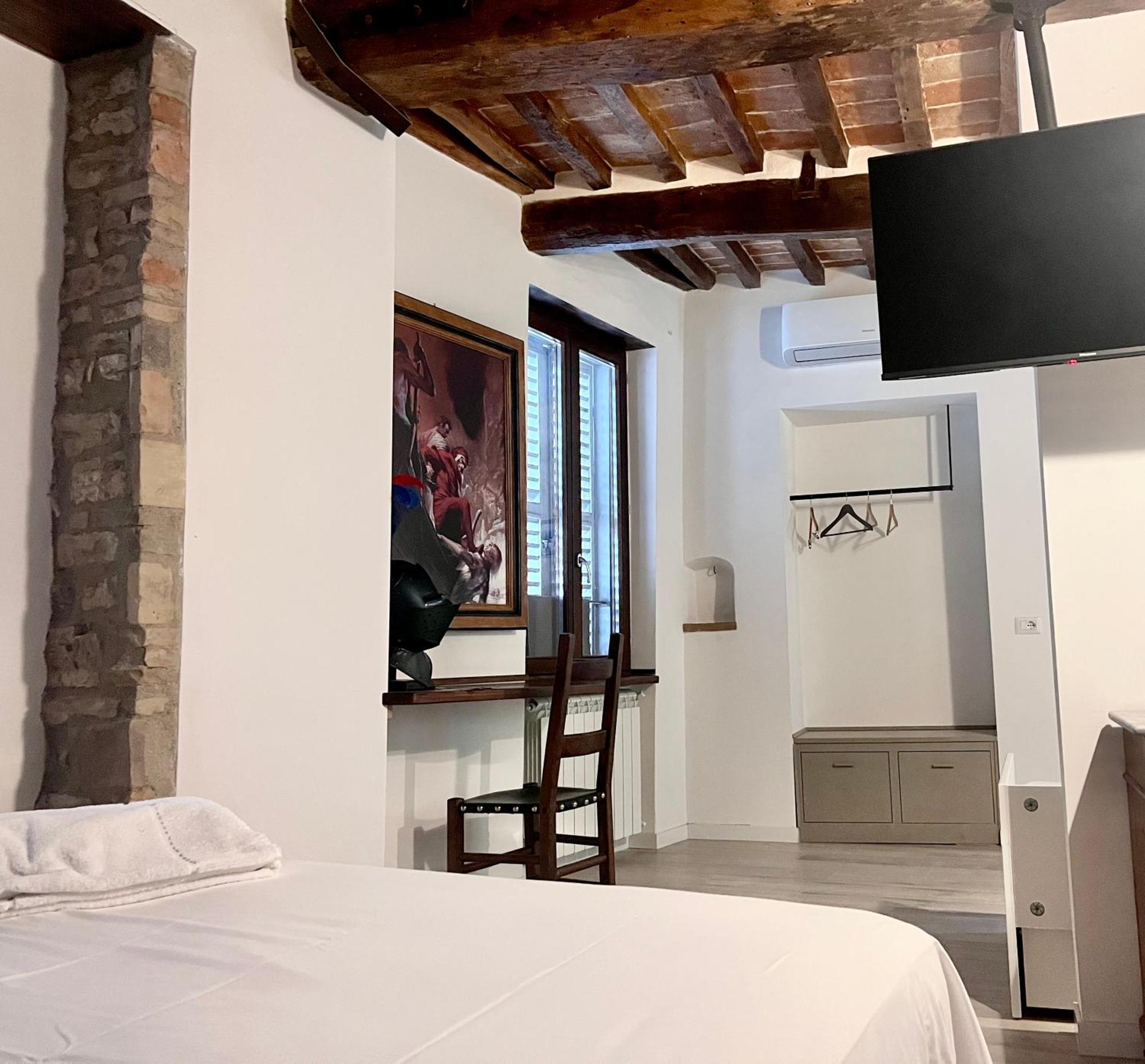 L'Inferno Di Dante Bed & Breakfast Gubbio Dış mekan fotoğraf